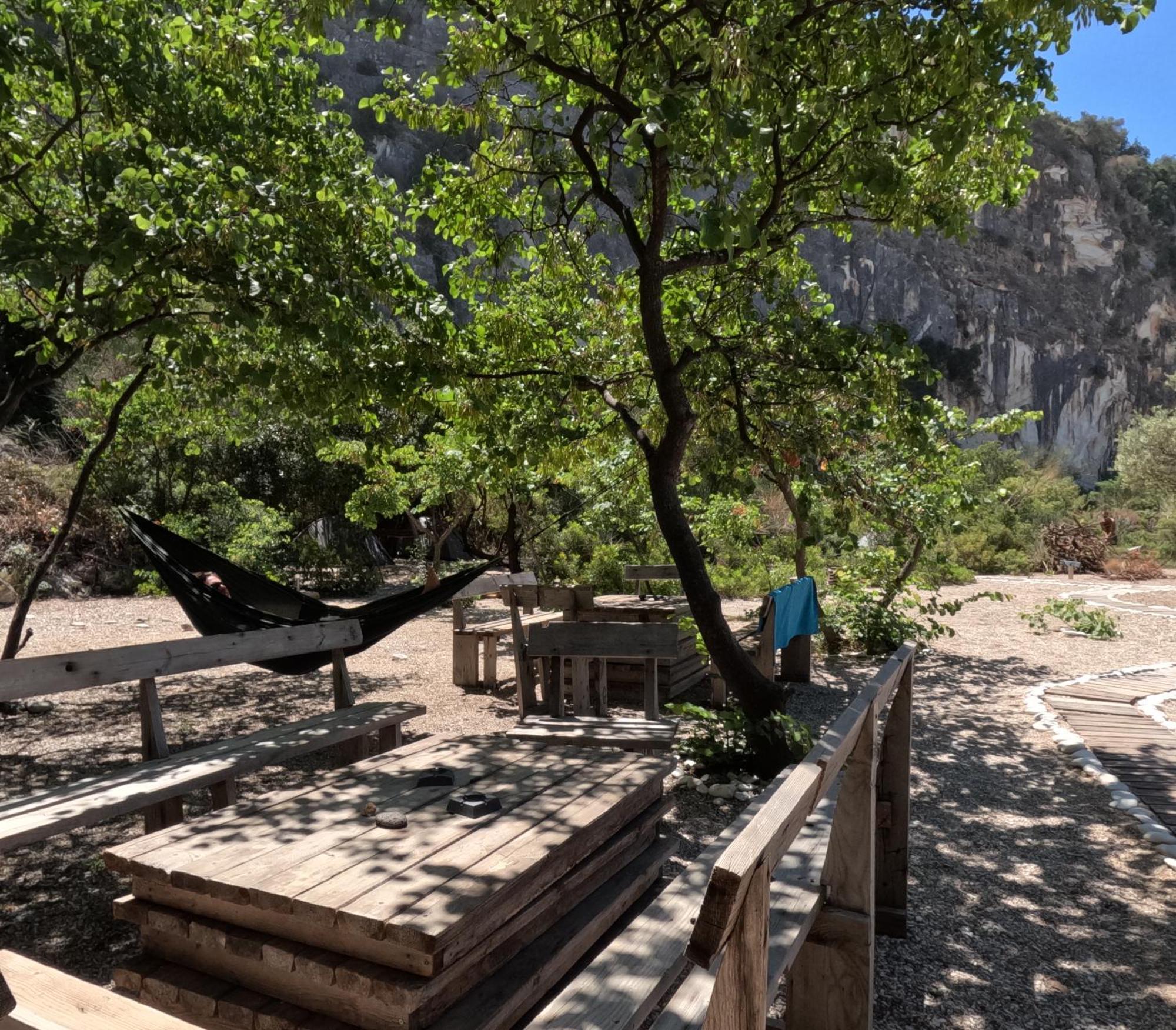 Lost Paradise Eco Camping ฮีมาเรอ ภายนอก รูปภาพ
